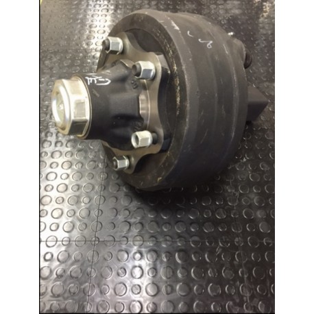 Nav med axeltapp 4-kant 70 mm